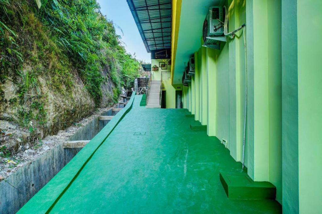 Hotel O Pudan Residence 2 Parapat Exterior photo